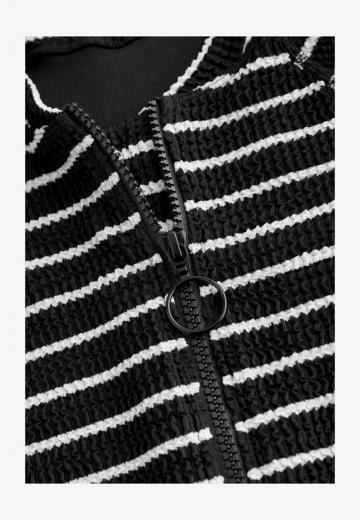 Слитный купальник