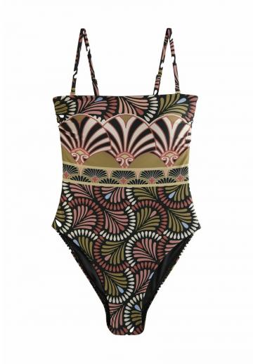 Слитный купальник