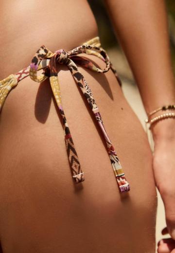 Низ от бикини