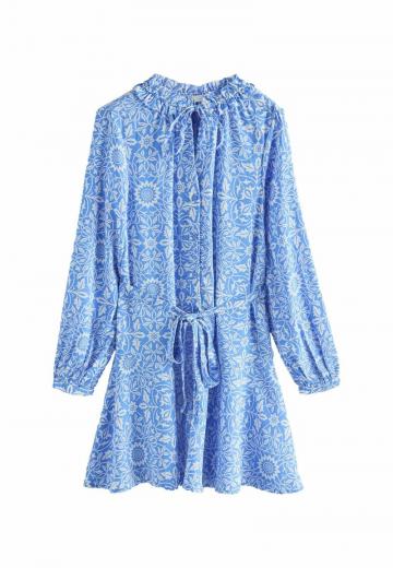 Короткое платье