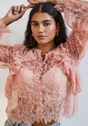 Кружевная блузка