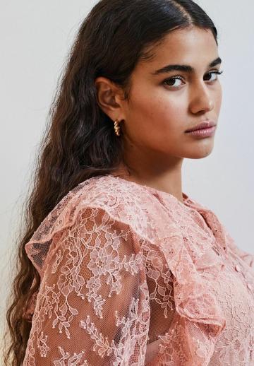 Кружевная блузка