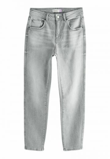 Свободные джинсы