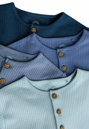 Набор одежды