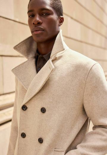 Короткое пальто