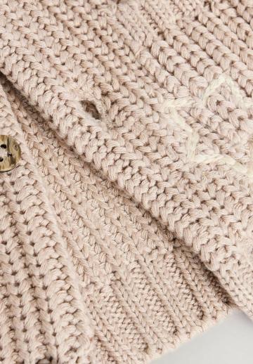 Вязаная кофта