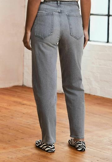 Свободные джинсы