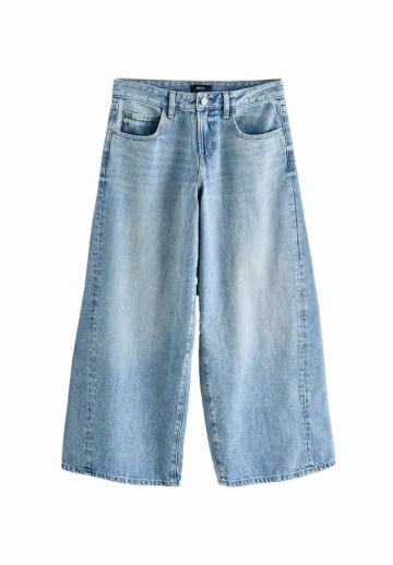 Клешеные джинсы