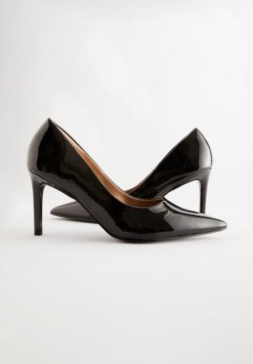 Туфли на высоком каблуке