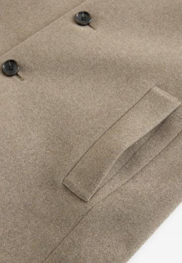 Короткое пальто