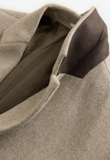 Короткое пальто