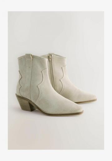 Широкие сапоги