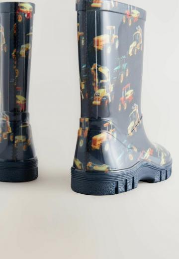 Резиновые сапоги