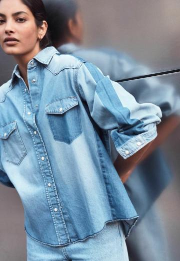 Джинсовая блузка