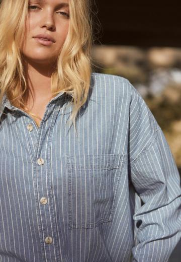 Джинсовая блузка