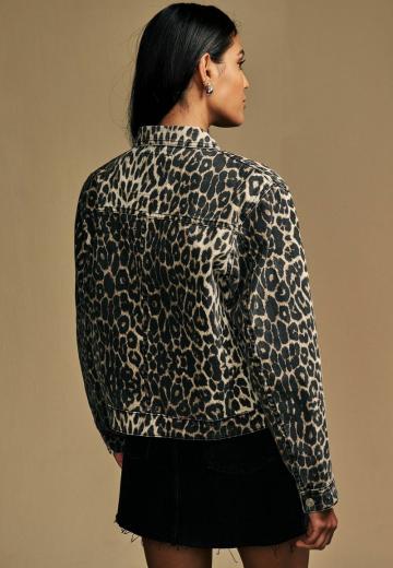 Джинсовая куртка