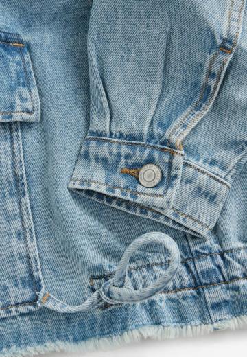 Джинсовая жилетка