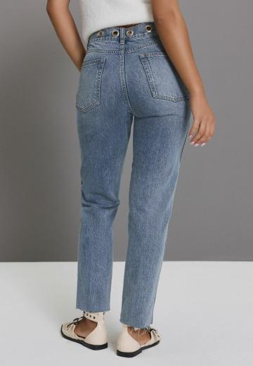 Прямые джинсы