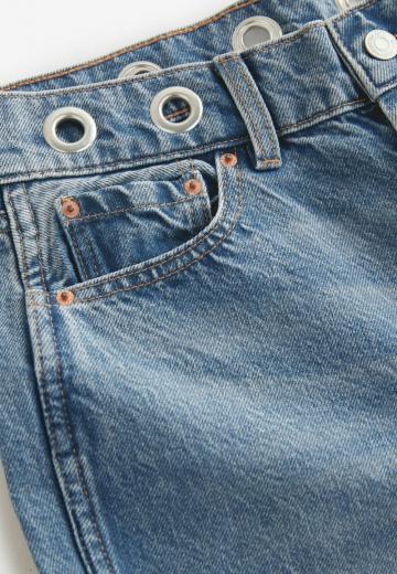 Прямые джинсы