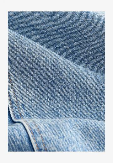 Свободные джинсы