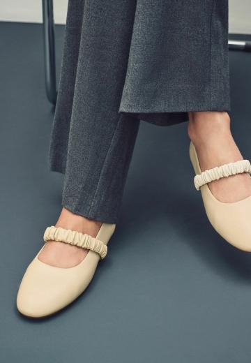 Спортивные балетки