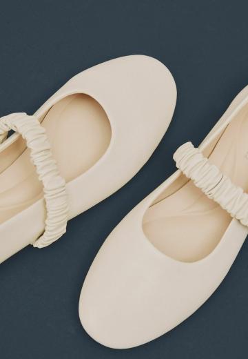 Спортивные балетки