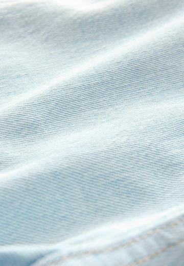 Короткие джинсы