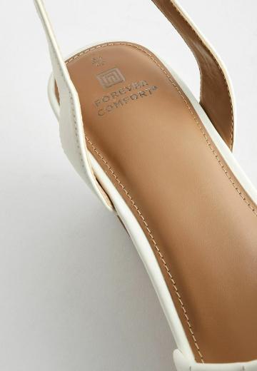 Босоножки на танкетке