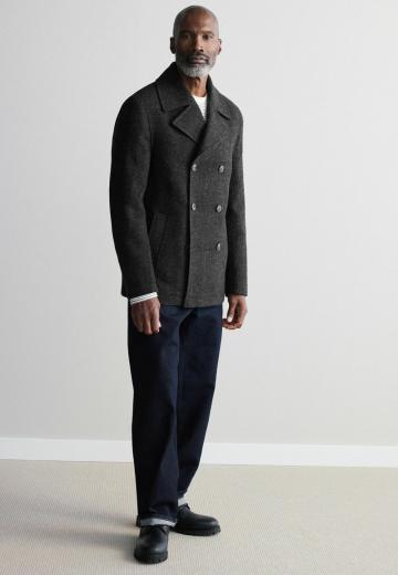 Короткое пальто