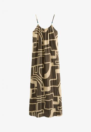 Платье без бретелек