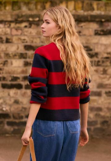 Клешеные джинсы