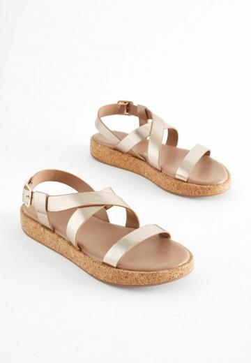 Босоножки на платформе