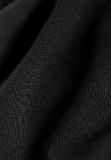 Брюки с накладными карманами