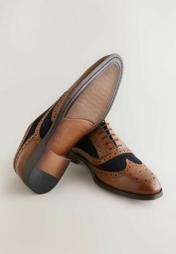 Ботинки на шнуровке