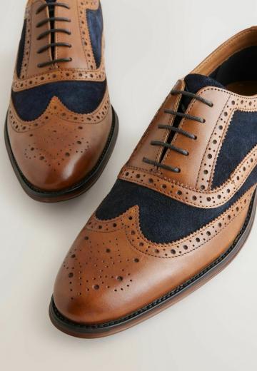 Ботинки на шнуровке