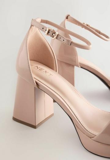 Босоножки на платформе