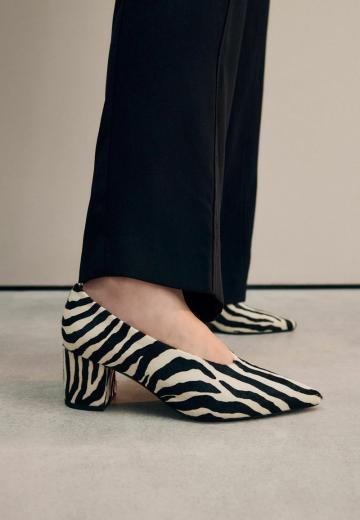 Туфли с высоким носом