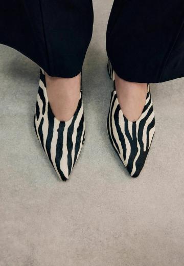 Туфли с высоким носом