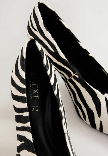 Туфли с высоким носом