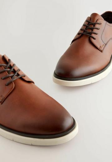 Ботинки на шнуровке