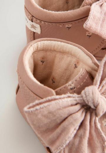 Детская обувь