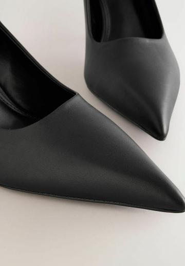 Туфли с ремешком