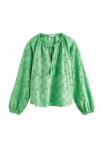 Кружевная блузка