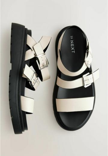 Босоножки на платформе