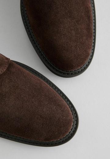 Ботинки на шнуровке