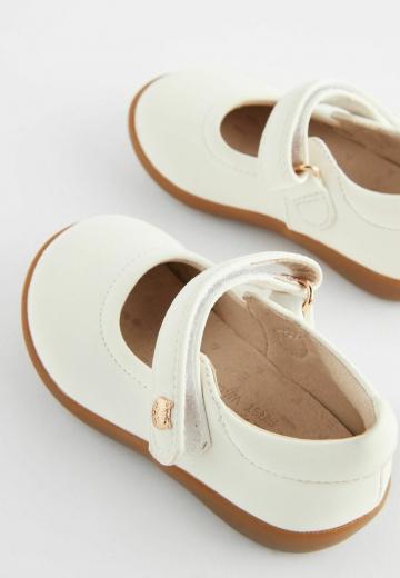 Детская обувь