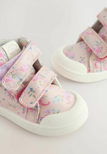 Детская обувь