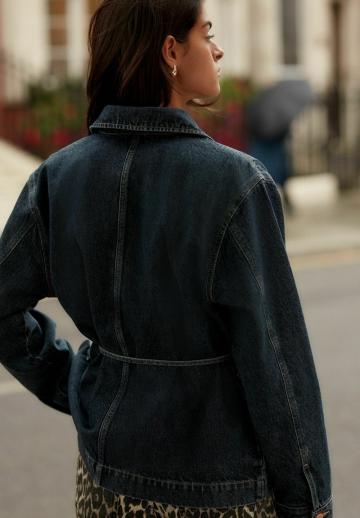 Джинсовая куртка