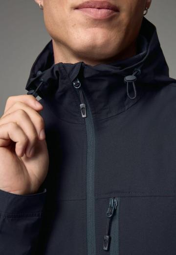 Куртка-дождевик