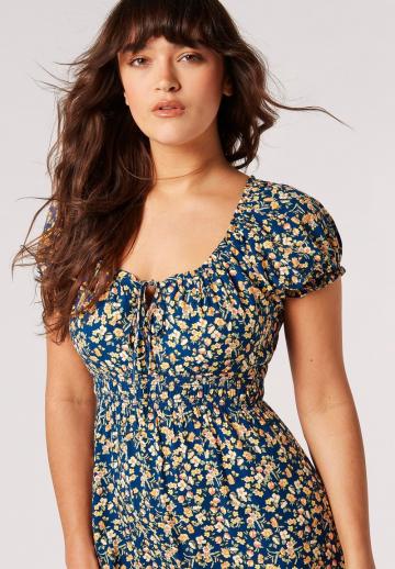 Короткое платье